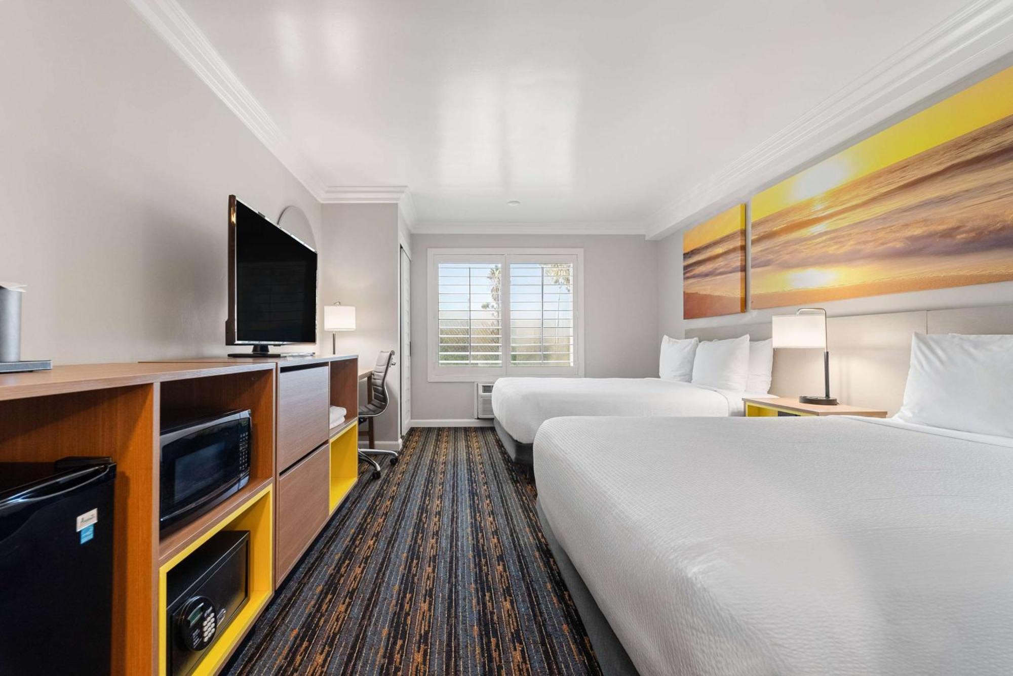 Days Inn By Wyndham San Diego Hotel Circle Exteriér fotografie